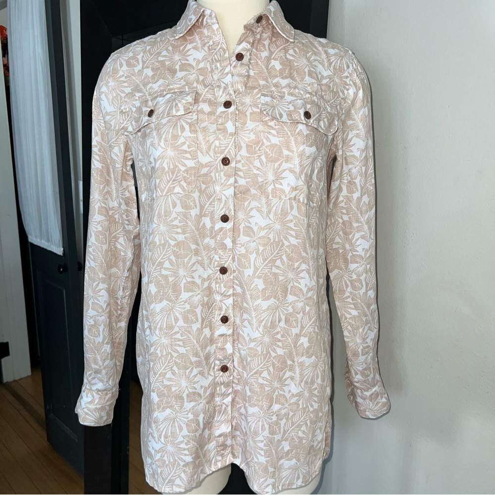 Women’s Lands’ End Linen Button Up Shirt Tan Tropical Pattern Extra Small